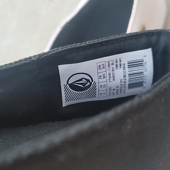 Volcom shoes - Picture 4 of 6